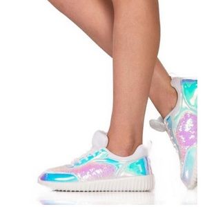 iHeartRaves Step ‘N Shine Sequin Sneakers - Size 7